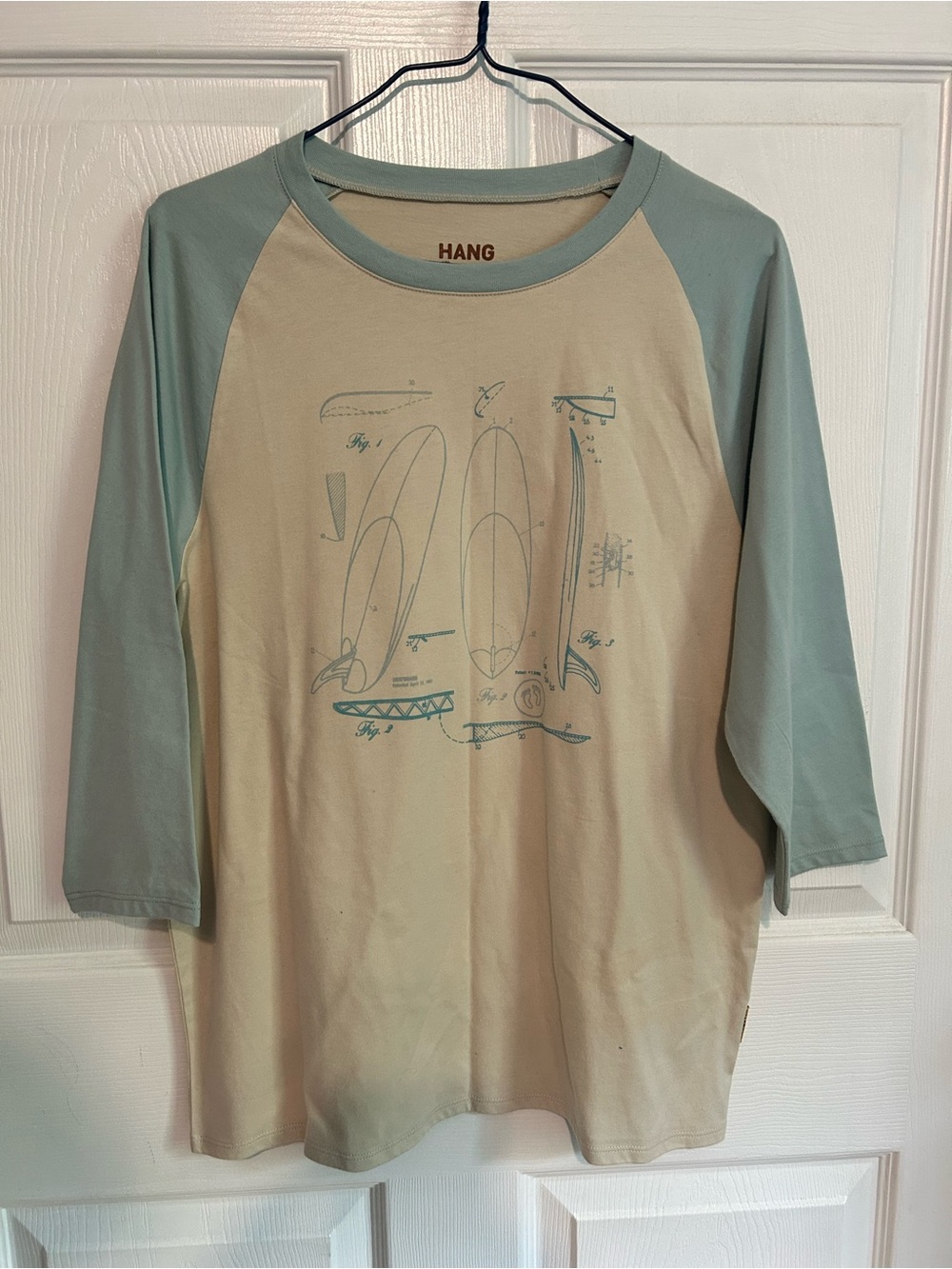 Hang Ten Raglan Tee in Cream and Light Blue